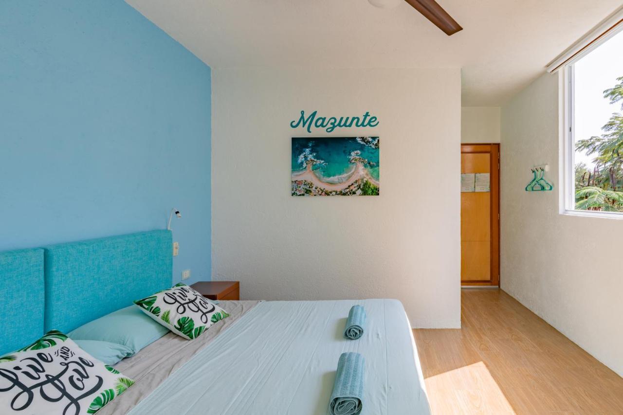 Casa Menta Villa ปูแอร์โตเอสกอนดิโด ภายนอก รูปภาพ