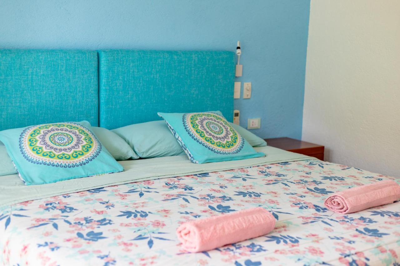 Casa Menta Villa ปูแอร์โตเอสกอนดิโด ภายนอก รูปภาพ